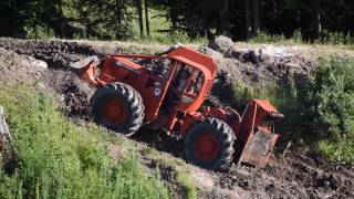 Timberjack 225D from 1979 230 1967 and Ford County  Les Cognées 2017 [upl. by Gazo388]